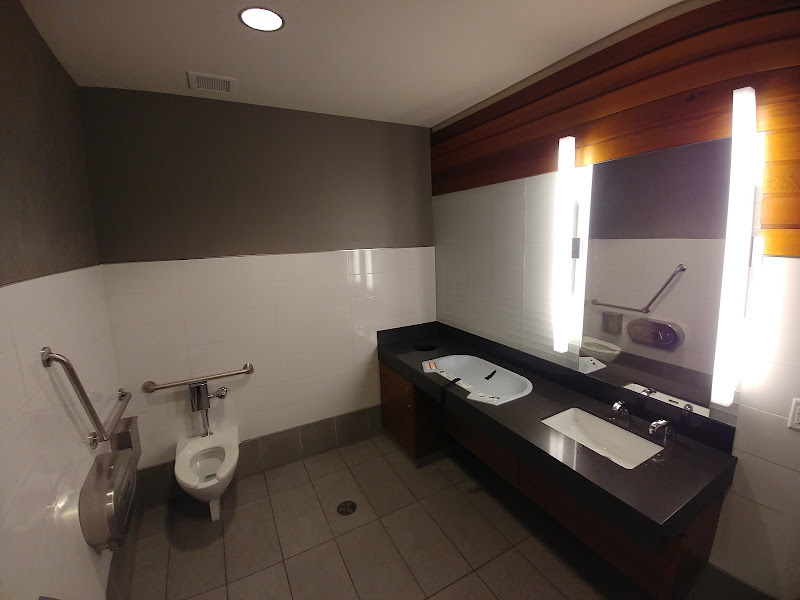 High Street Guest Services