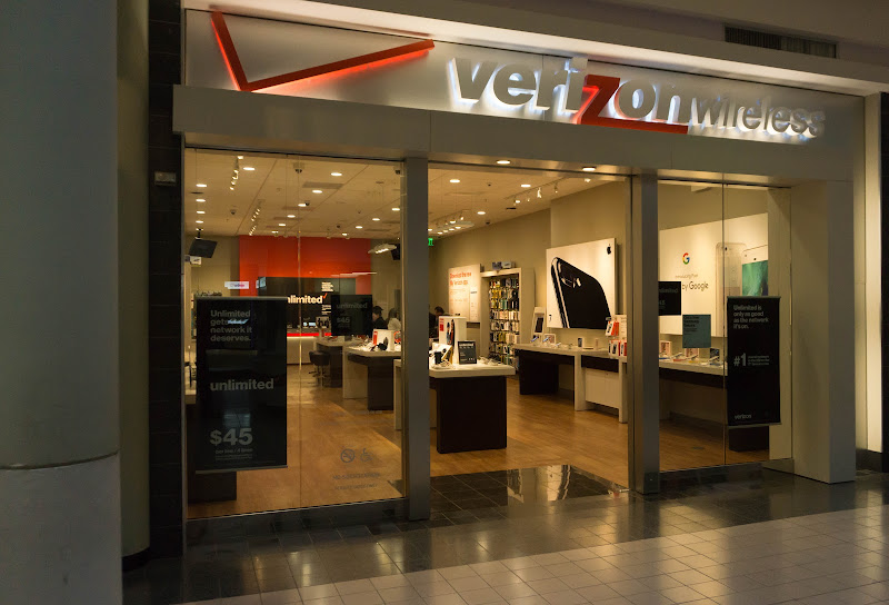 Verizon Wireless York Galleria Mall