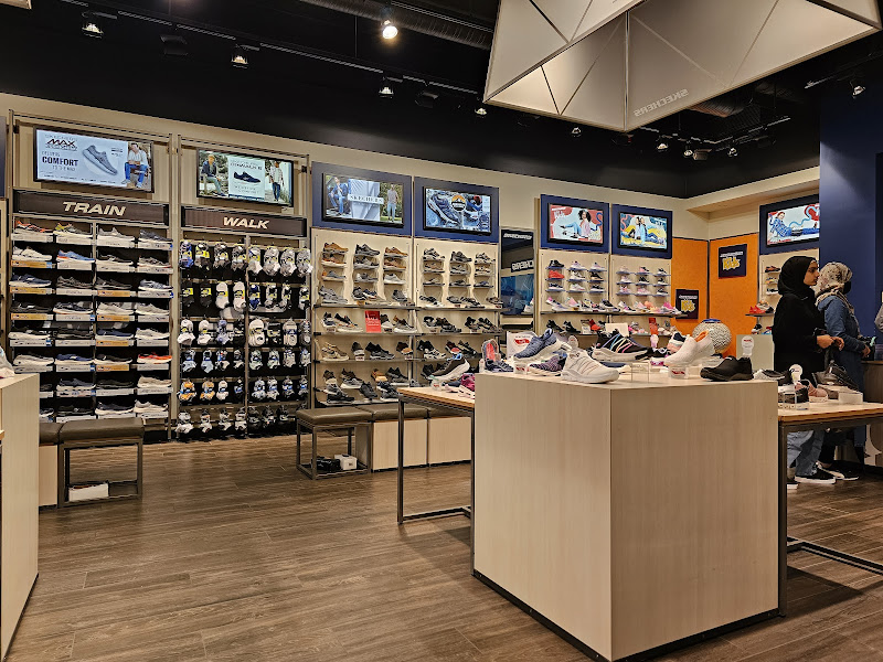 Skechers