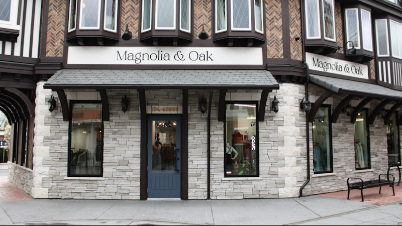 Magnolia & Oak
