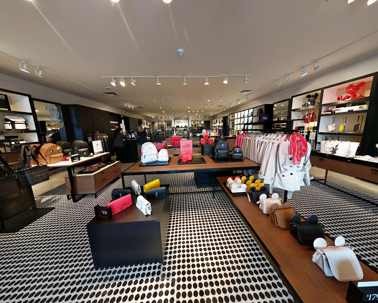 COACH Outlet
