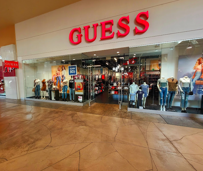 GUESS Factory