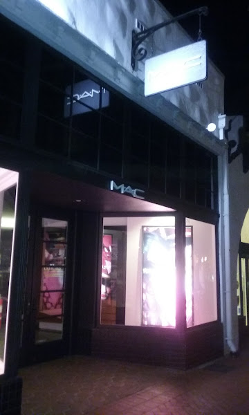 MAC Cosmetics