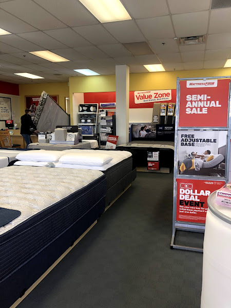 Mattress Firm Glendale Town Center