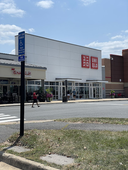 Fair Lakes Shopping Center