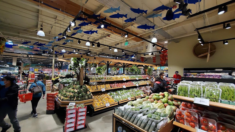 Lam's Seafood Asian Market