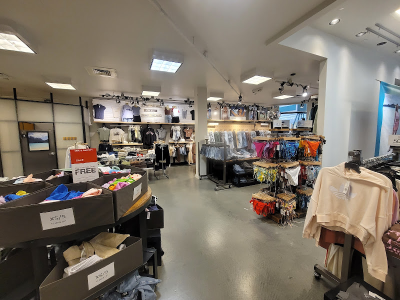 PacSun