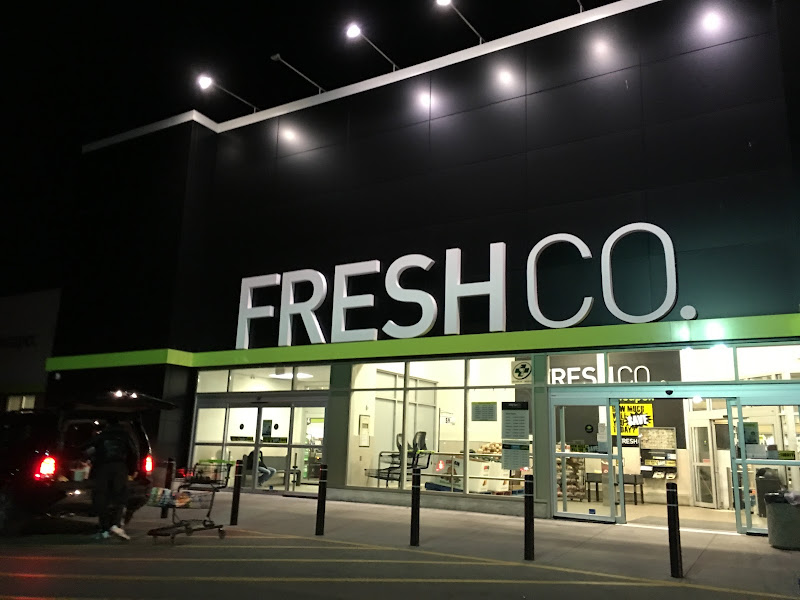 FreshCo Centre & McCulloch