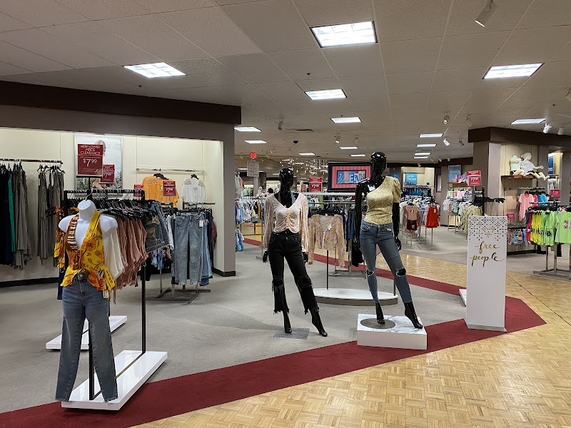 Dillard's Clearance Center