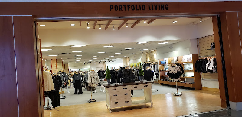 PORTFOLIO LIVING