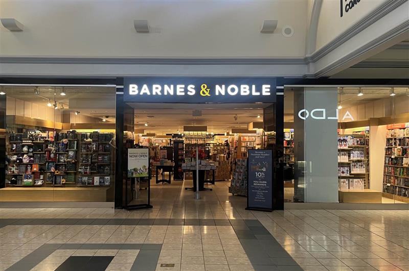 Barnes & Noble