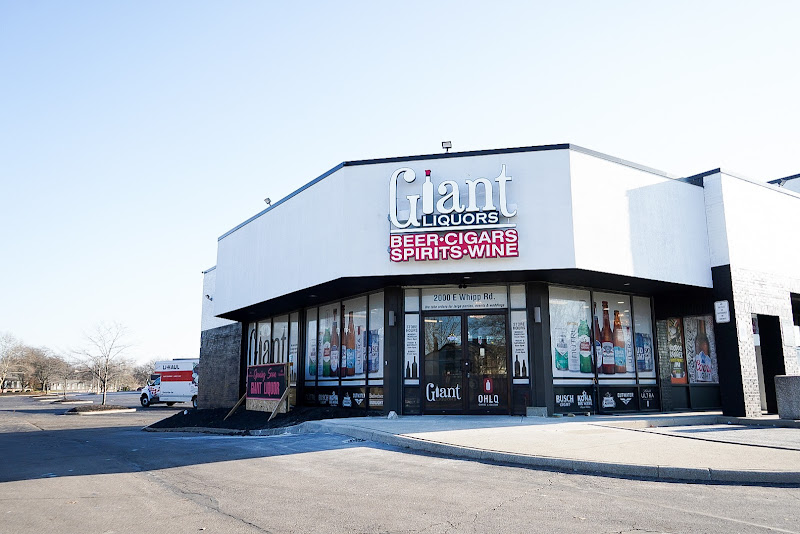 Giant Liquors - Dayton