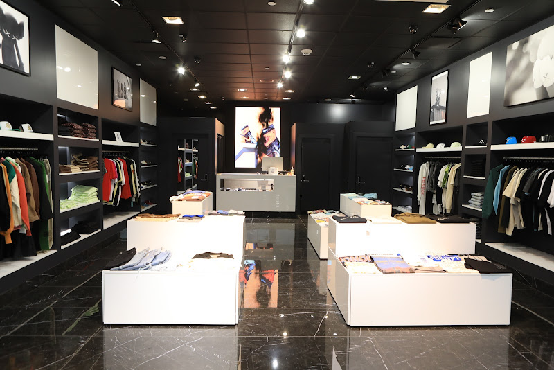 Urbanity Clothing Store