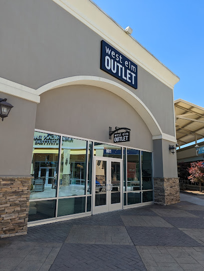 west elm Outlet