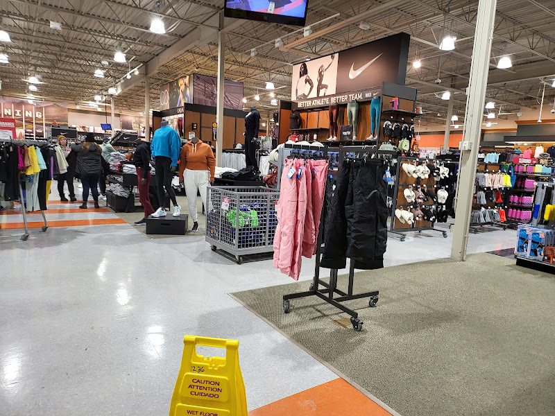 DICK'S Sporting Goods