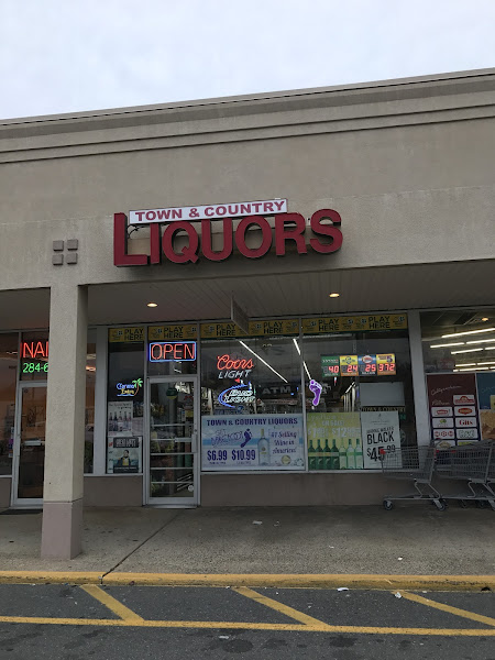 Town & Country Liquors