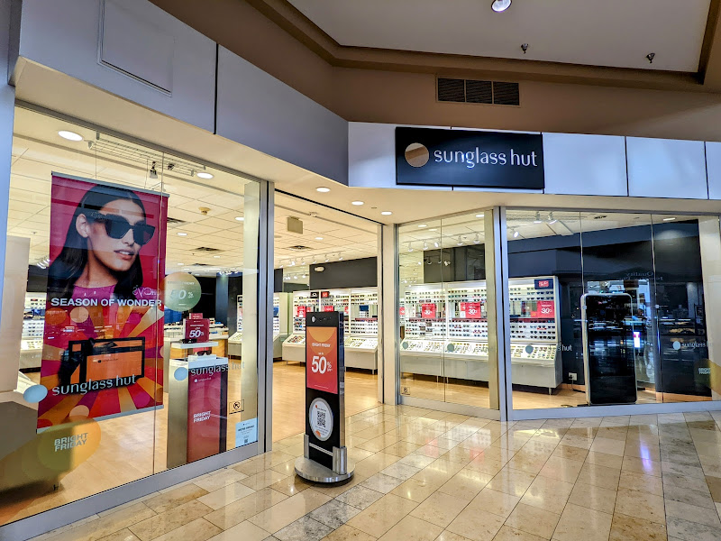 Sunglass Hut