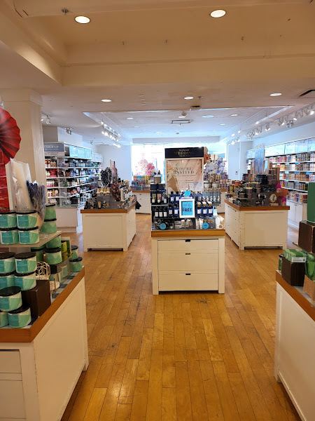 Bath & Body Works