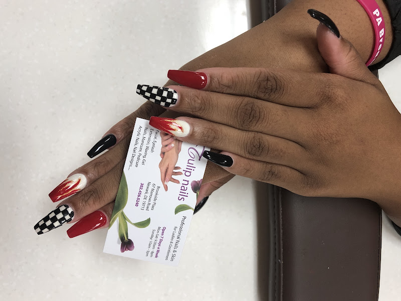 Tulip Nails