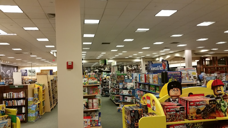 Barnes & Noble