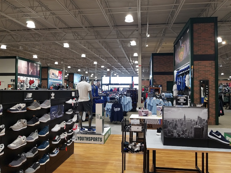 DICK'S Sporting Goods