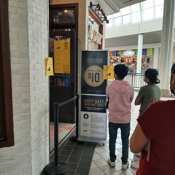 Hot Topic