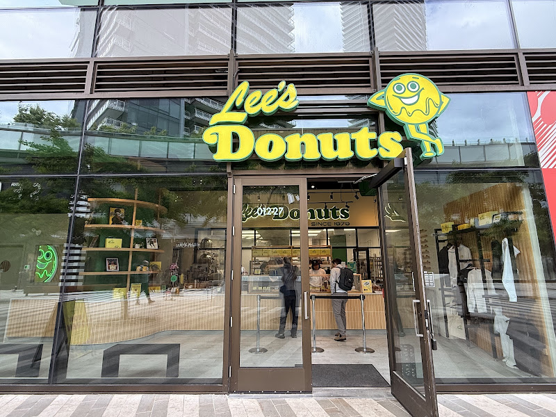 Lee's Donuts