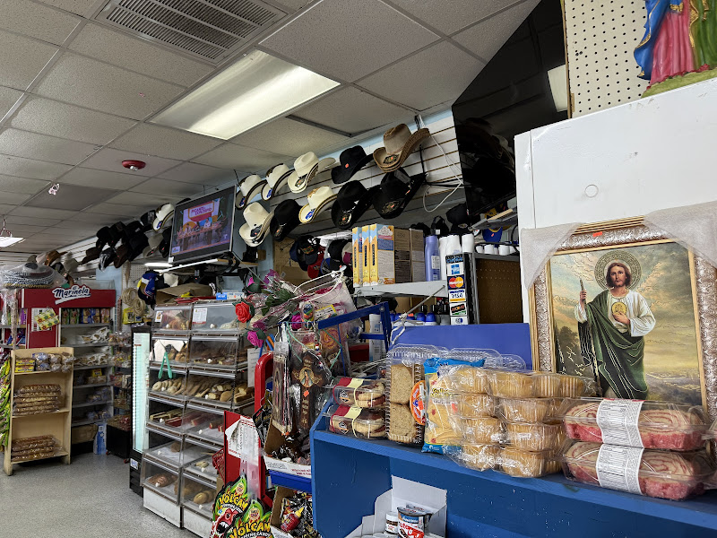 El Puente Mexican Store and Tortilleria Factory