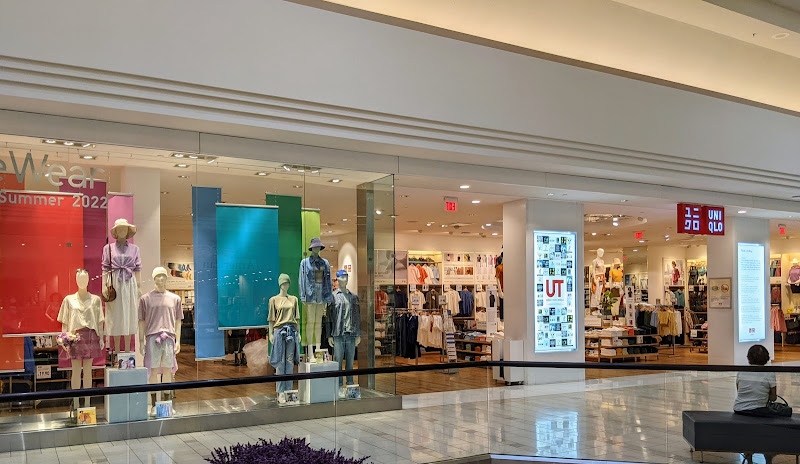 UNIQLO Sun Valley