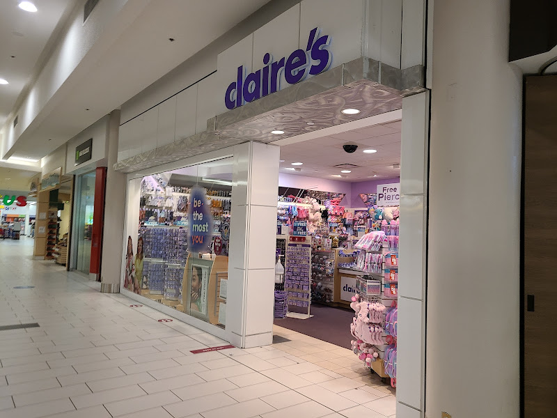 claire's