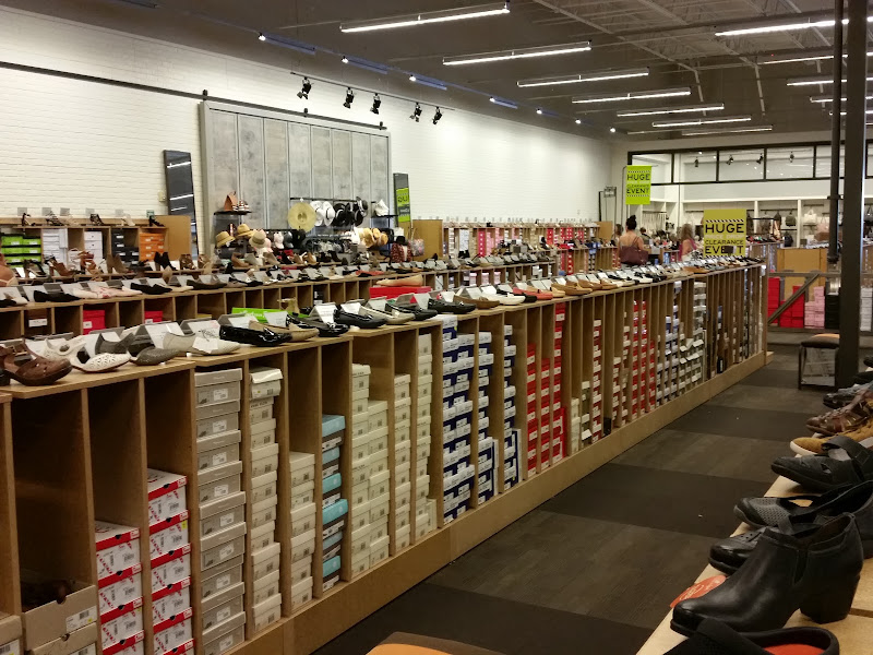 DSW Designer Shoe Warehouse