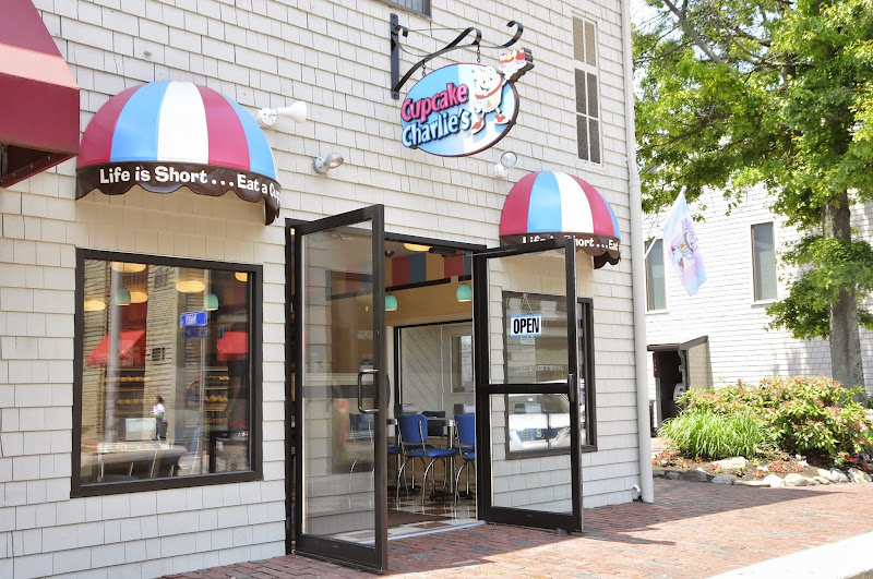 Cupcake Charlie's