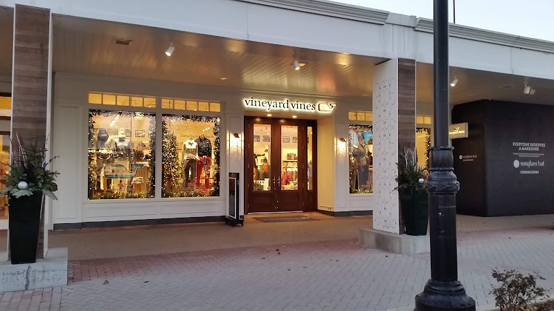Vineyard Vines