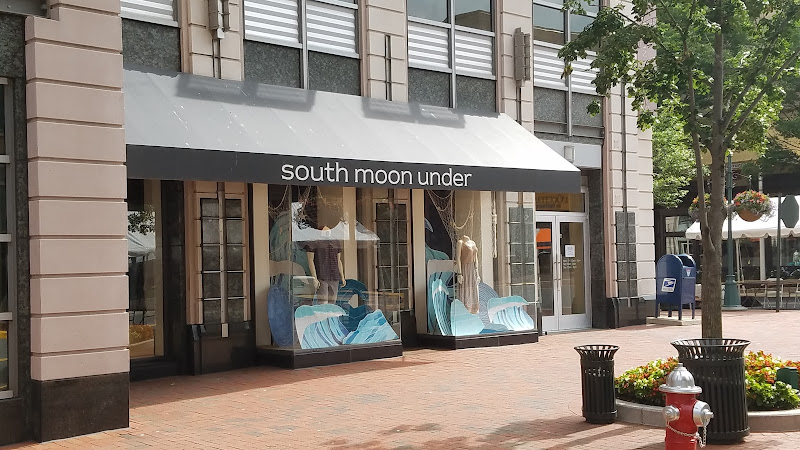 South Moon Under
