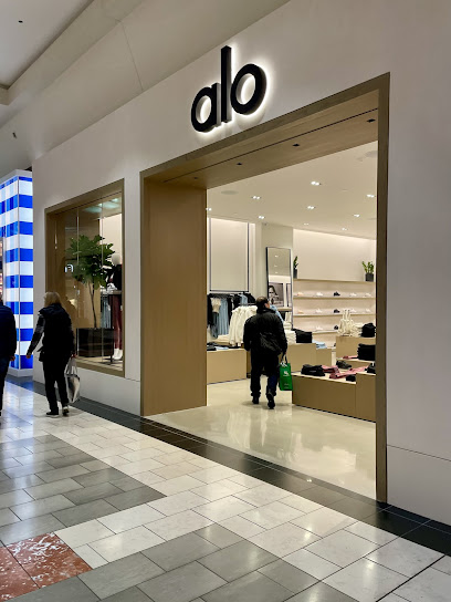 Alo Yoga