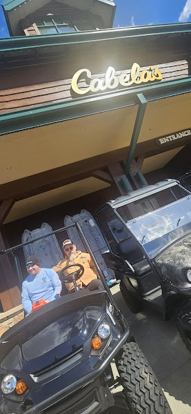 Bass Pro Shops/Cabela's Boating Center
