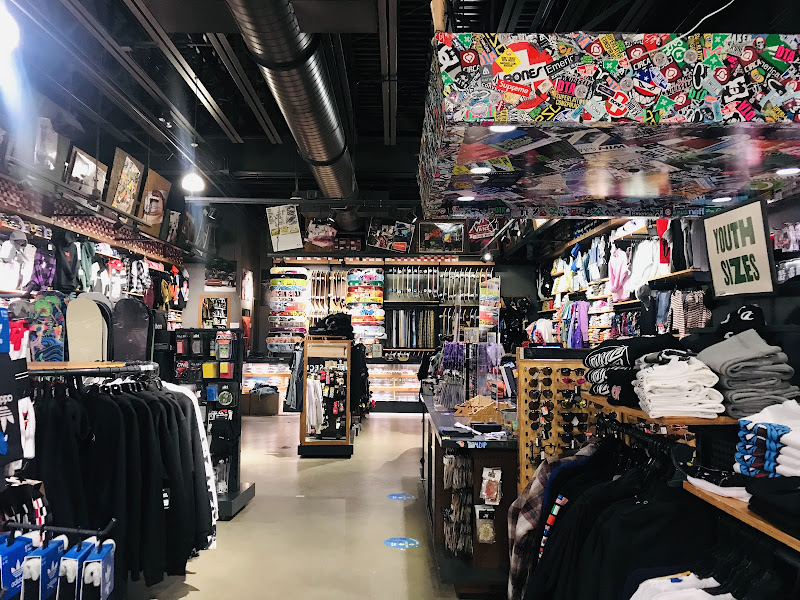 Zumiez