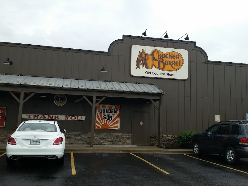 Cracker Barrel Old Country Store