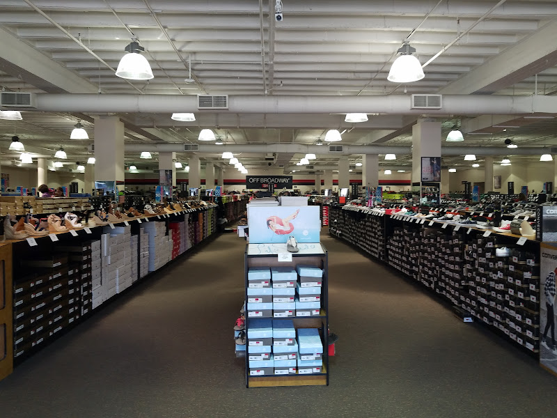 Off Broadway Shoe Warehouse