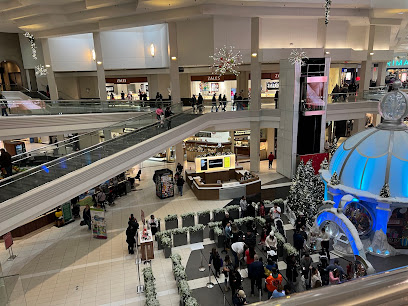 Woodfield Shopping Center Security
