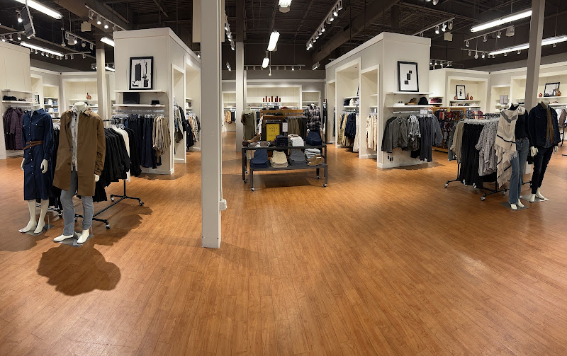 Banana Republic Factory Store