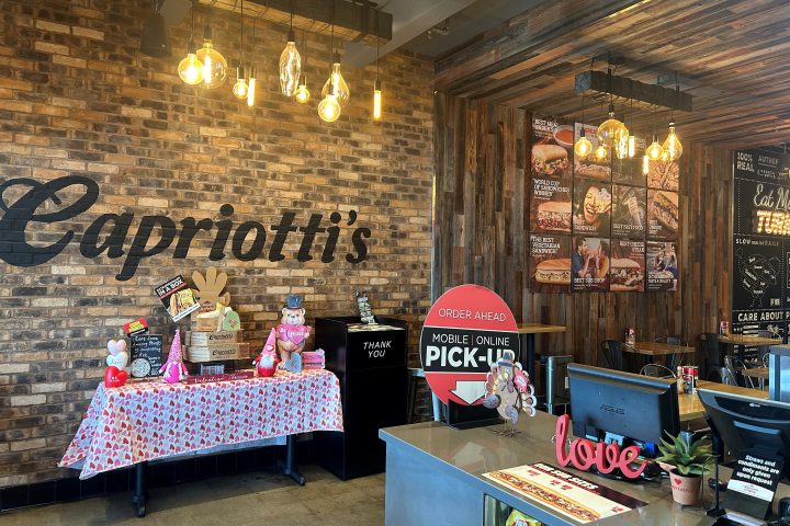 CAPRIOTTI'S SANDWICH SHOP logo