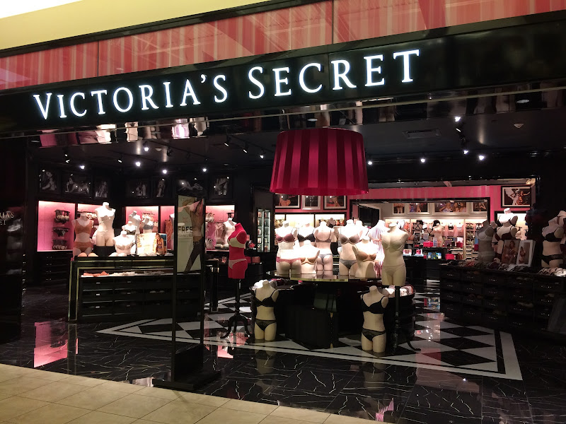 Victoria's Secret & PINK