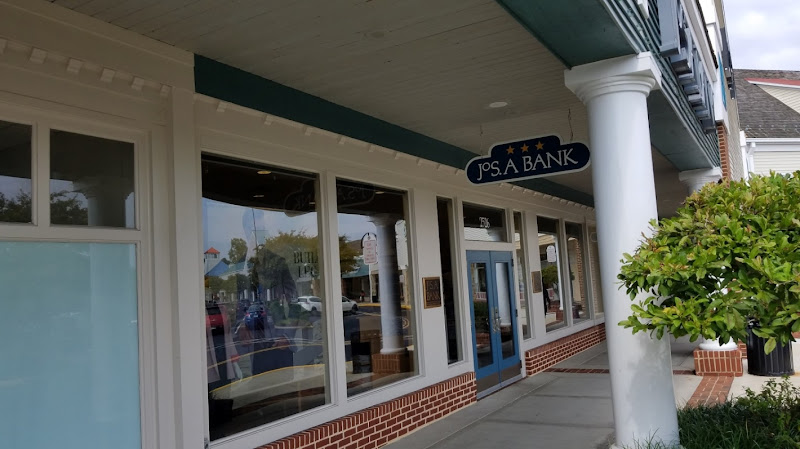 Jos A. Bank