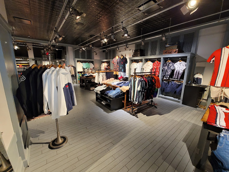 Hollister Co.
