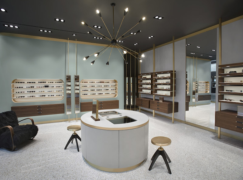 Oliver Peoples