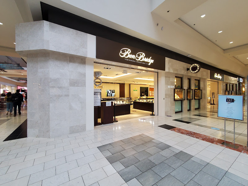 Ben Bridge Jeweler
