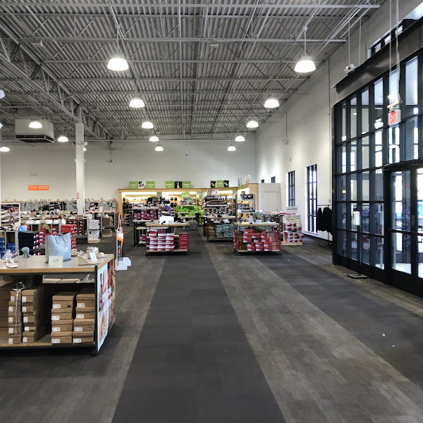DSW Designer Shoe Warehouse