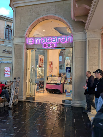 Le Macaron