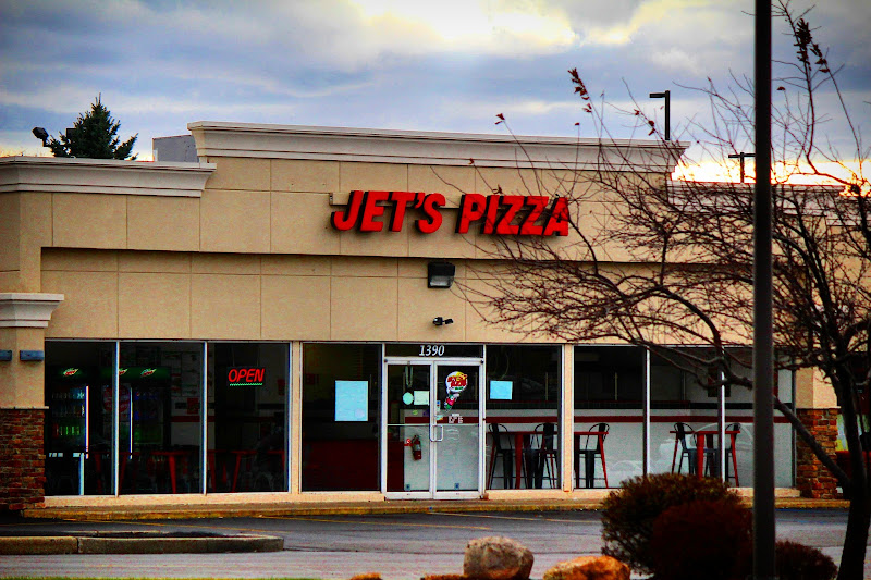 Jet's Pizza